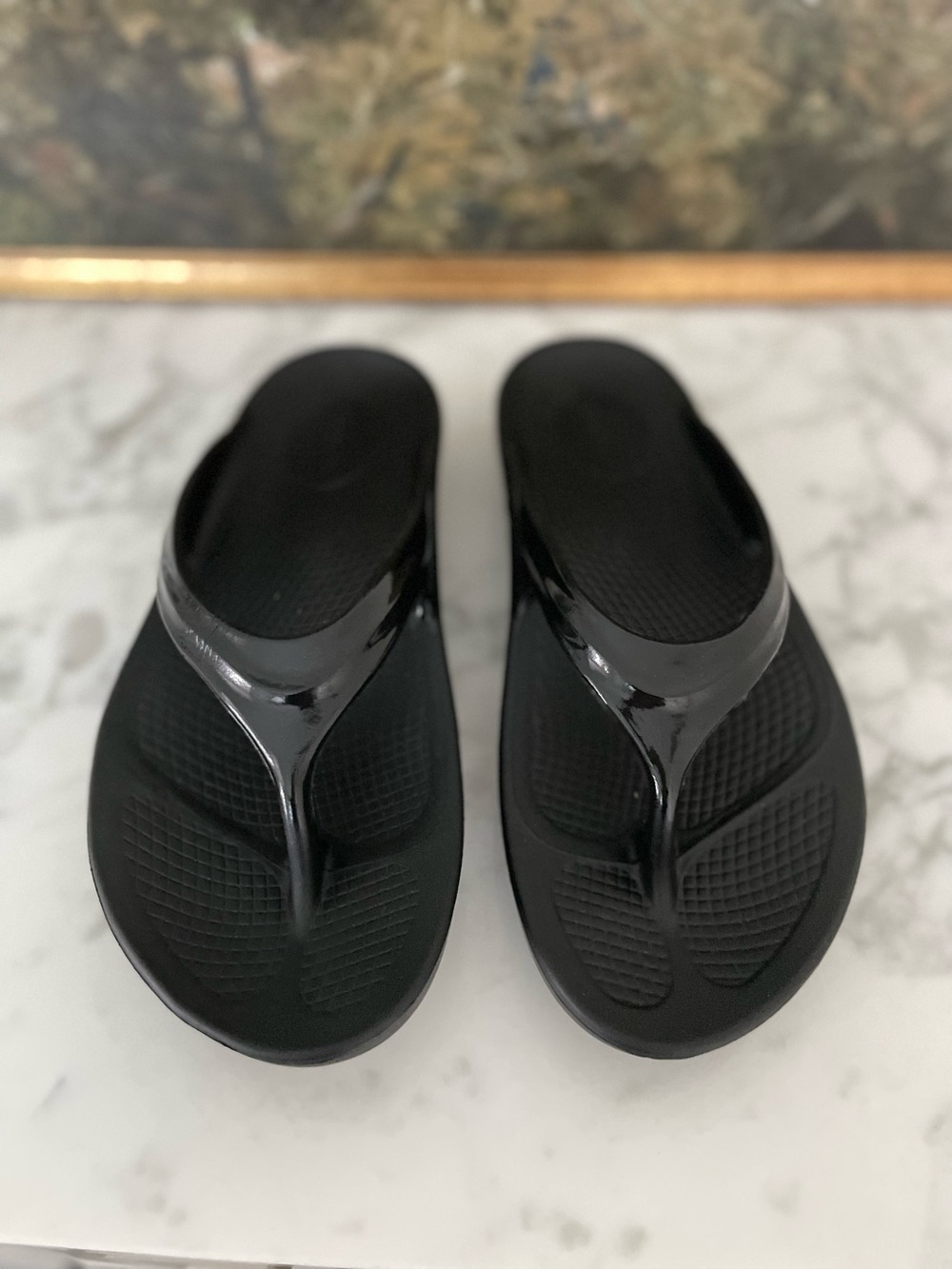OOFOS Women's OOlala Recovery Sandals size 7 Black - Picture 4 of 8